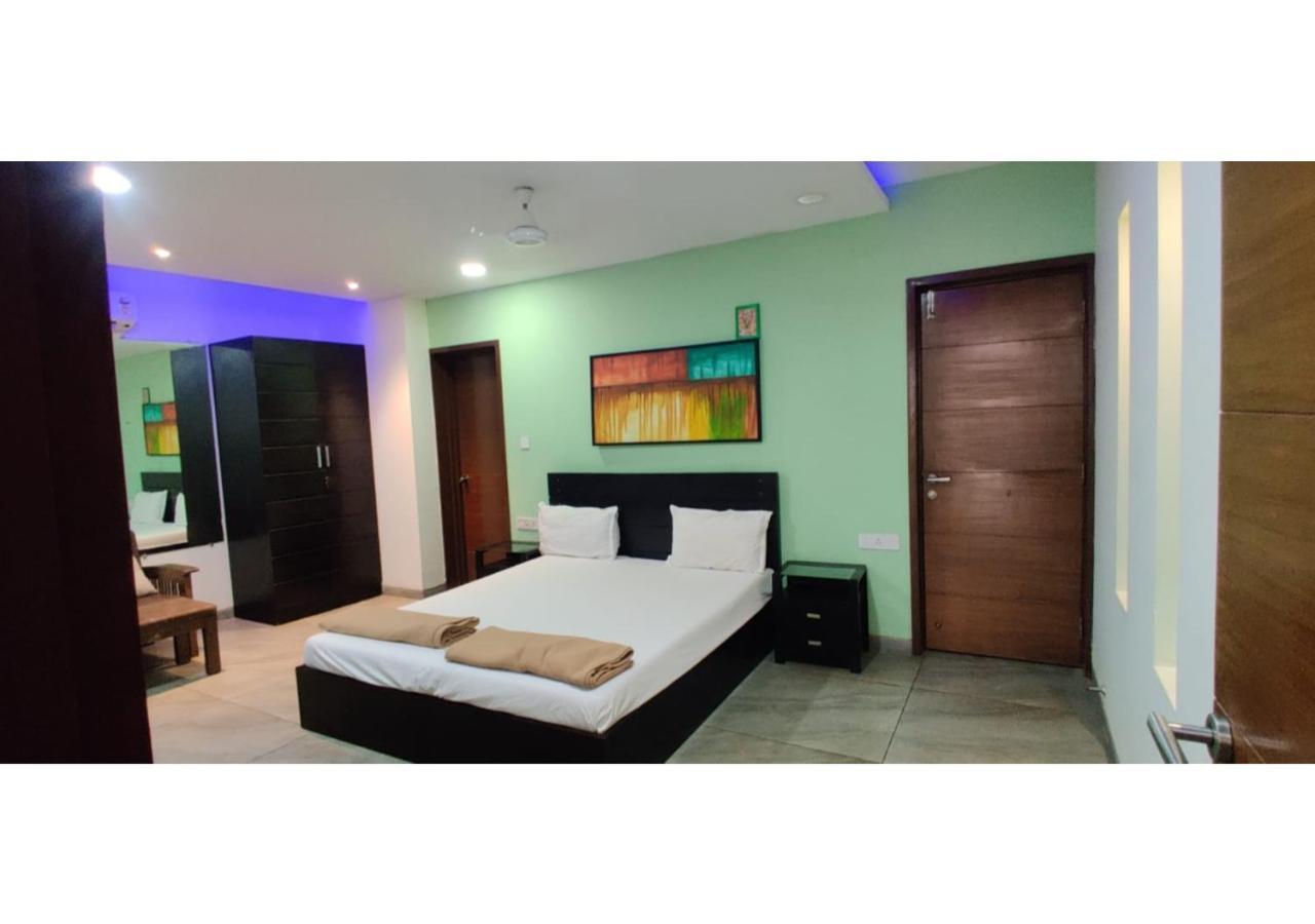 Aarju Luxurious Wave Apartamento Calangute Exterior foto