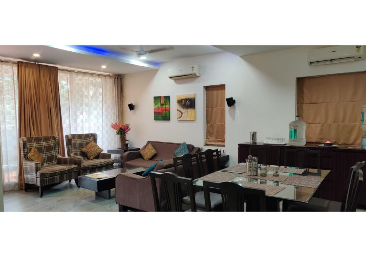 Aarju Luxurious Wave Apartamento Calangute Exterior foto
