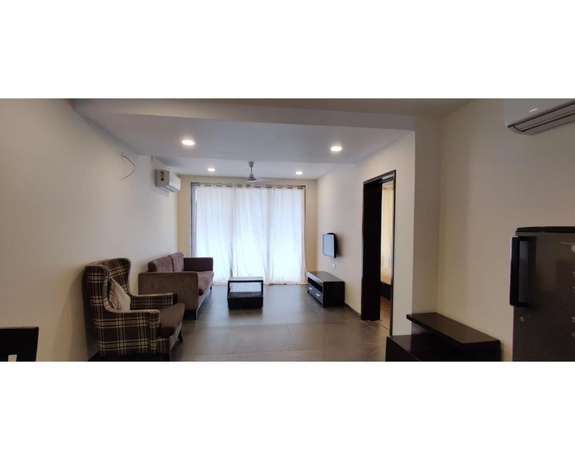 Aarju Luxurious Wave Apartamento Calangute Exterior foto